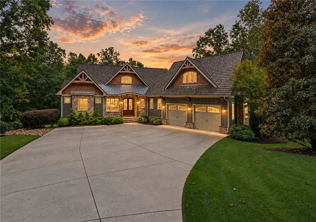 Photo 1 of Single family home for sale at 270 Long Ridge Rd, Sunset, SC 29685 | MLS# 20306326 | Listing updated on 2026-09-28