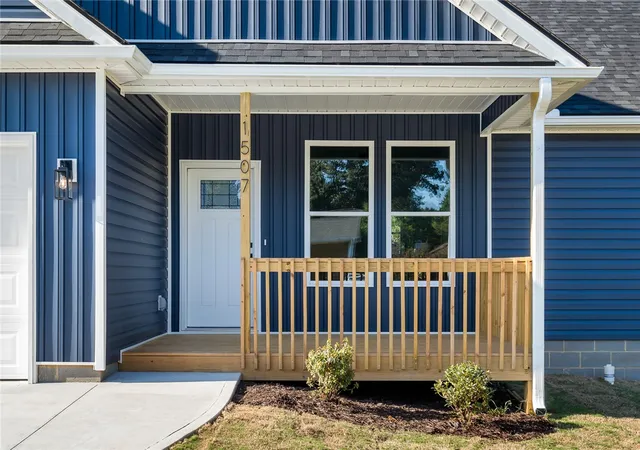 Photo 3 of Single family home for sale at 1507 Tindall Ave, Anderson, SC 29621 | MLS# 20306354 | Listing updated on 2026-09-25