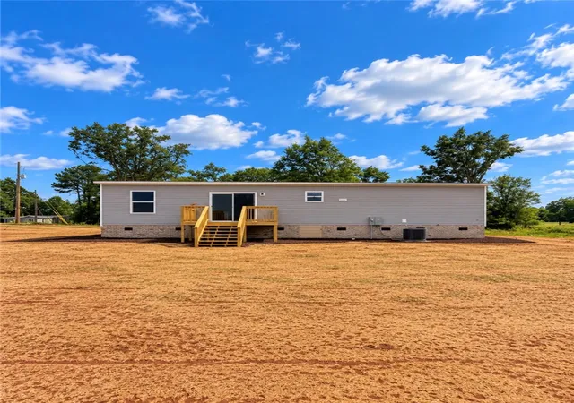 Photo 2 of Manufactured home for sale at 1415 Slaton Rd, Townville, SC 29689 | MLS# 20306629 | Listing updated on 2026-09-25