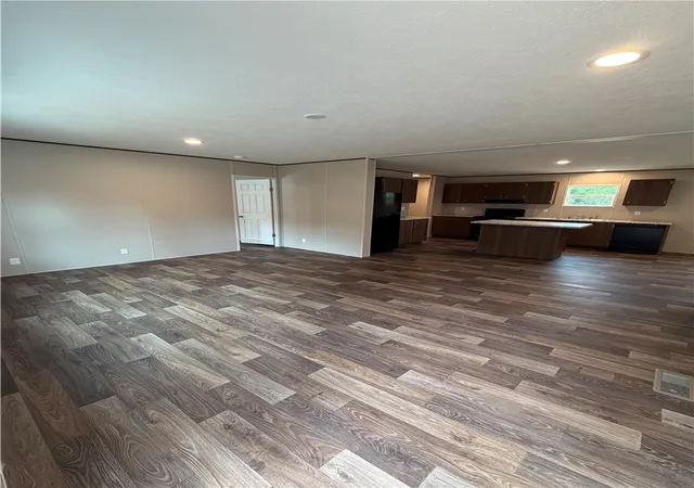 Photo 3 of Manufactured home for sale at 1415 Slaton Rd, Townville, SC 29689 | MLS# 20306629 | Listing updated on 2026-09-25