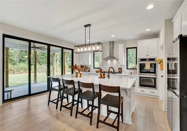 Photo 2 of Single family home for sale at 6118 Highway 81 N, Pelzer, SC 29669 | MLS# 20306606 | Listing updated on 2026-10-15