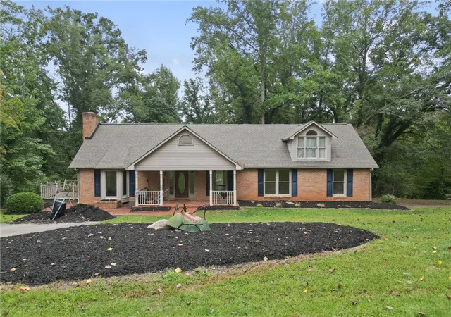 Photo 1 of Single family home for sale at 133 Pinetree Ln, Easley, SC 29640 | MLS# 20306631 | Listing updated on 2026-10-16