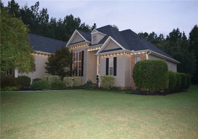 Photo 3 of Sale Pending at 610 Montague Dr, Easley, SC 29640 | MLS# 20306509 | Listing updated on 2026-09-30