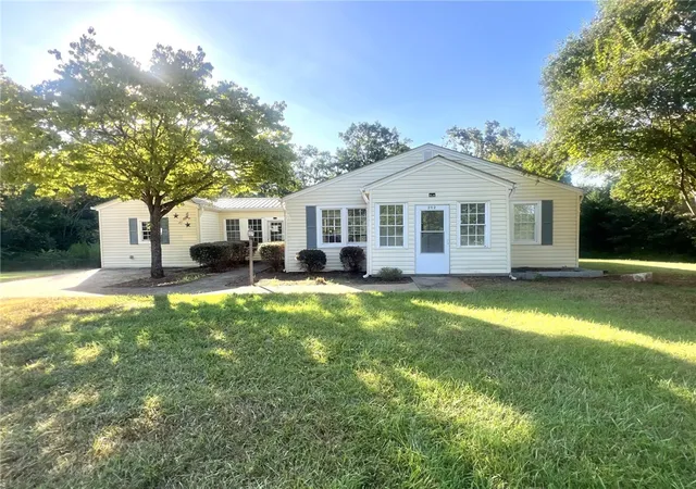Single family home for sale at 252 Friendship Rd, Seneca, SC 29678 | MLS# 20306654