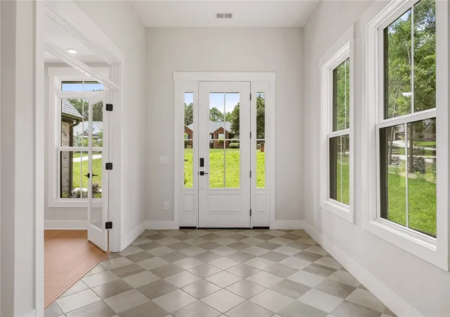 Photo 2 of Single family home for sale at 109 Creekwalk Dr, Anderson, SC 29625 | MLS# 20306341 | Listing updated on 2026-09-26
