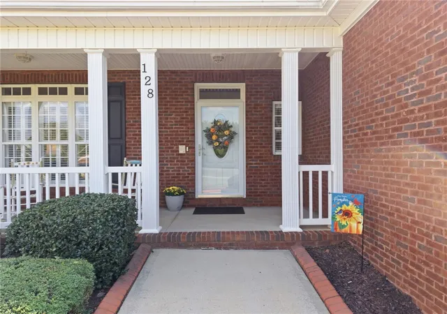 Photo 2 of Single family home for sale at 128 Mcphail Farms Cir, Anderson, SC 29621 | MLS# 20306658 | Listing updated on 2026-10-22