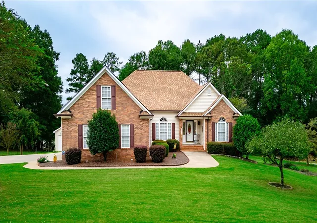 Photo 1 of Single family home for sale at 314 Camperdown Ct, Easley, SC 29642 | MLS# 20306609 | Listing updated on 2026-09-28