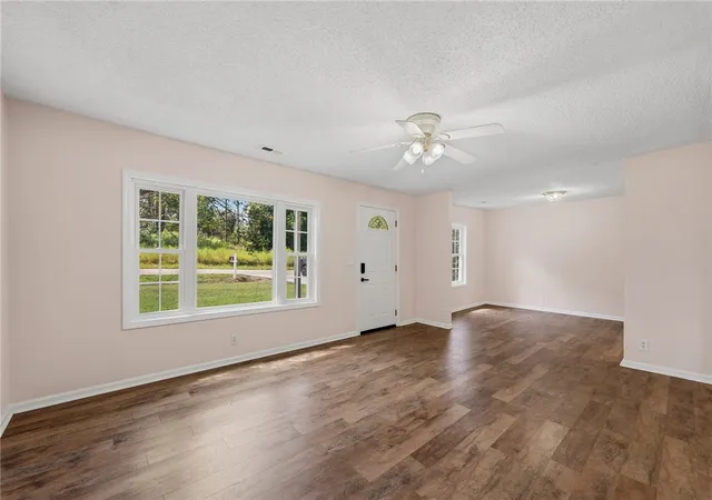 Photo 3 of Single family home for sale at 112 Newry Rd, Seneca, SC 29672 | MLS# 20306702 | Listing updated on 2026-09-28