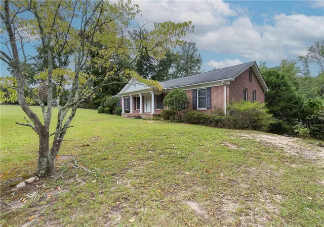 Photo 3 of Single family home for sale at 118 Blair Rd, Belton, SC 29627 | MLS# 20306635 | Listing updated on 2026-10-23