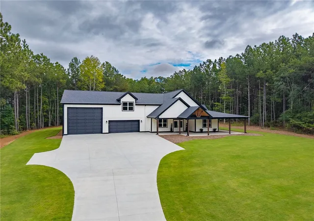 Photo 2 of Single family home for sale at 147 Mcalister Rd, West Union, SC 29696 | MLS# 20306682 | Listing updated on 2026-09-29