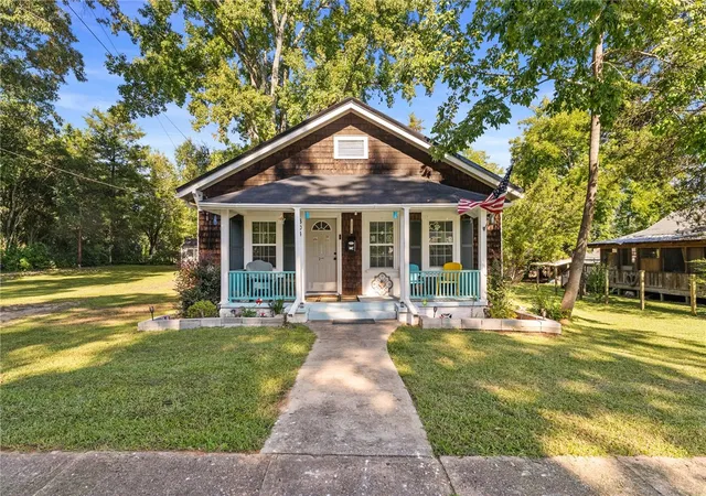 Photo 1 of Single family home for sale at 304 Langley St, Abbeville, SC 29620 | MLS# 20306733 | Listing updated on 2026-09-30