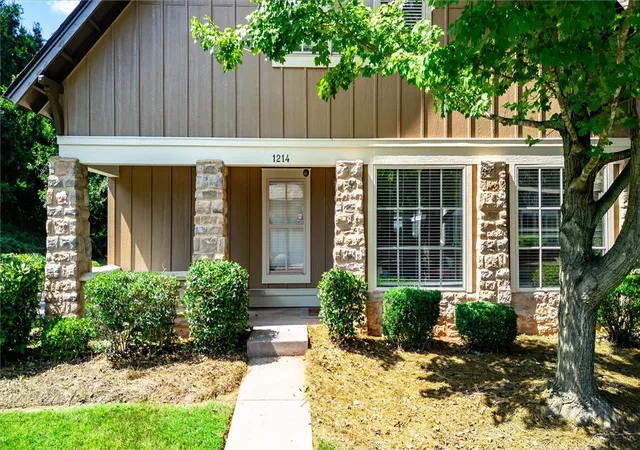 Photo 2 of Condo for sale at 101 West Ln #1214, Clemson, SC 29631 | MLS# 20306692 | Listing updated on 2026-10-08