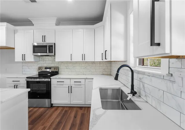 Photo 3 of Single family home for sale at 105 Bailey St, Anderson, SC 29621 | MLS# 20306782 | Listing updated on 2026-09-30