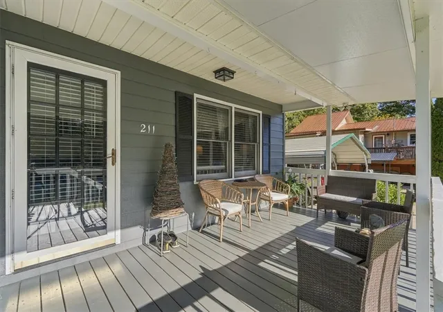 Photo 3 of Single family home for sale at 211 Cedar Ridge Dr, Westminster, SC 29693 | MLS# 20306784 | Listing updated on 2026-09-30