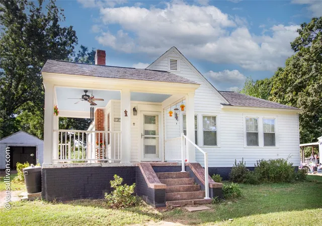 Photo 1 of Single family home for sale at 2833 Sunset Forest Dr, Anderson, SC 29626 | MLS# 20306785 | Listing updated on 2026-10-17