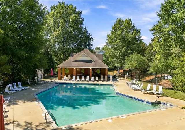 Listing Photo 5 - Condo for sale in building located at 151 Wexford Dr, Anderson, SC 29621 - Unit #203