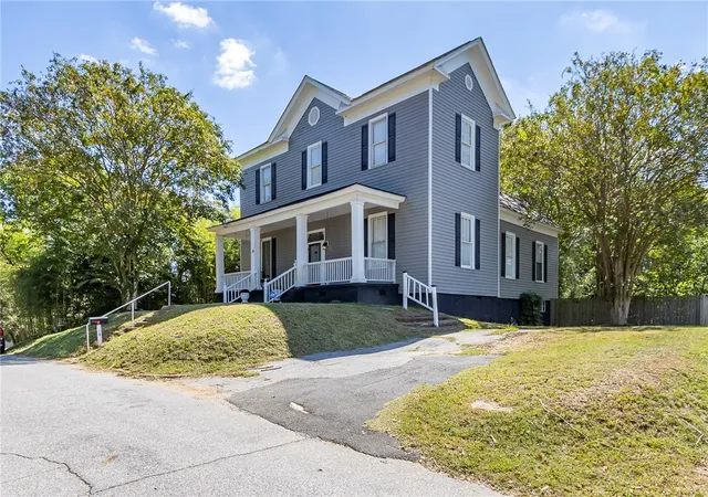 Photo 2 of Single family home for sale at 14 Archie St, Piedmont, SC 29673 | MLS# 20306694 | Listing updated on 2026-10-02
