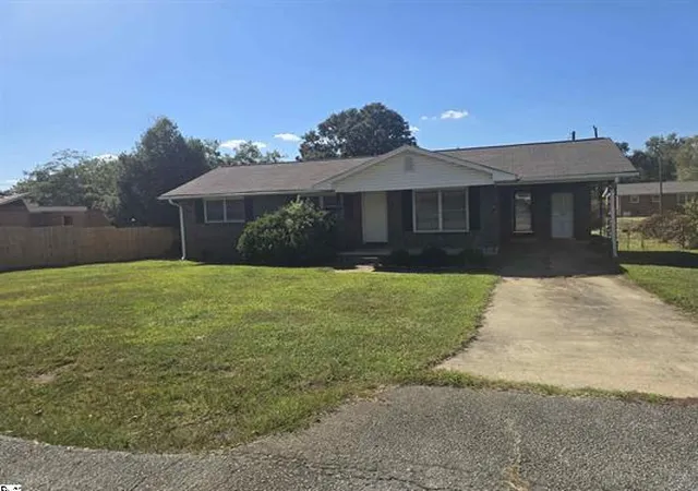 Single family home for sale at 3506 Chipwood Dr, Anderson, SC 29624 | MLS# 20306850