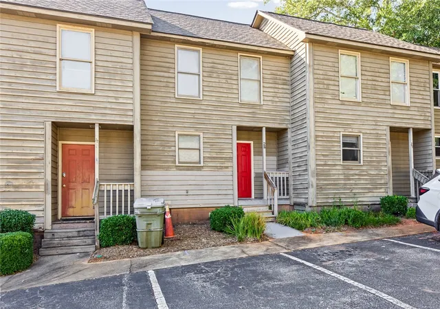 Photo 2 of Townhouse for sale at 343 Old Greenville Hwy #28, Clemson, SC 29631 | MLS# 20306847 | Listing updated on 2026-10-01