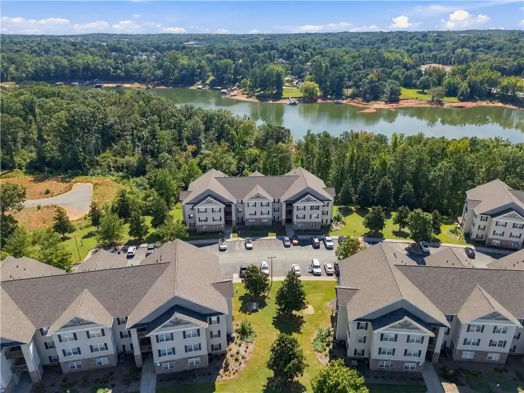 Listing Photo 2 - Condo for sale in 636 Lookover Dr located at 636 Lookover Dr, Anderson, SC 29621 - Unit 636 Lookover Dr