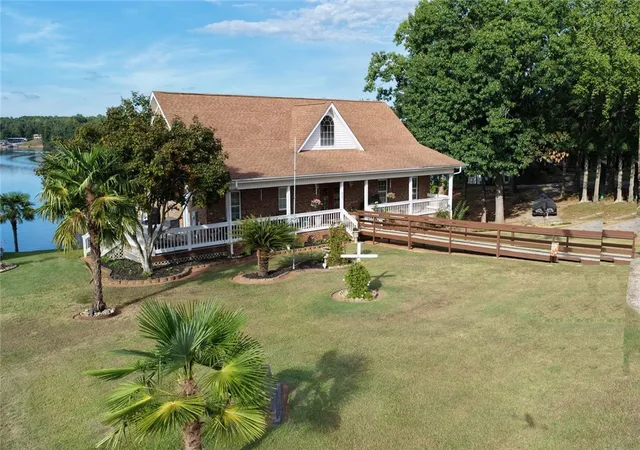 Photo 2 of Single family home for sale at 417 Mcgill Cir, Iva, SC 29655 | MLS# 20306822 | Listing updated on 2026-10-12