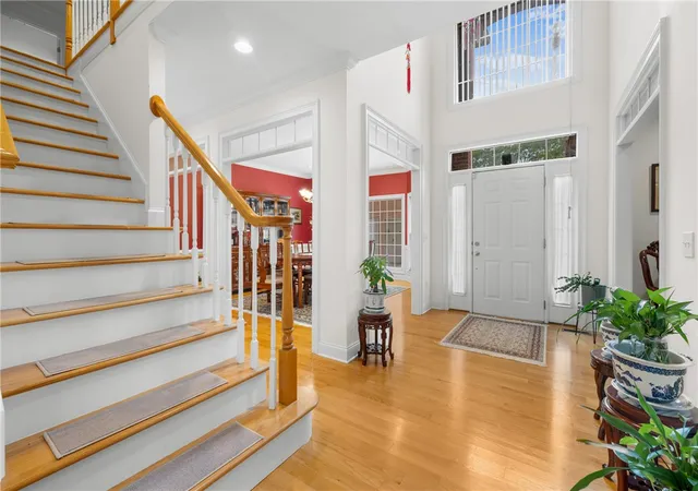 Photo 2 of Single family home for sale at 202 Knollwood Dr, Clemson, SC 29631 | MLS# 20306546 | Listing updated on 2026-10-03