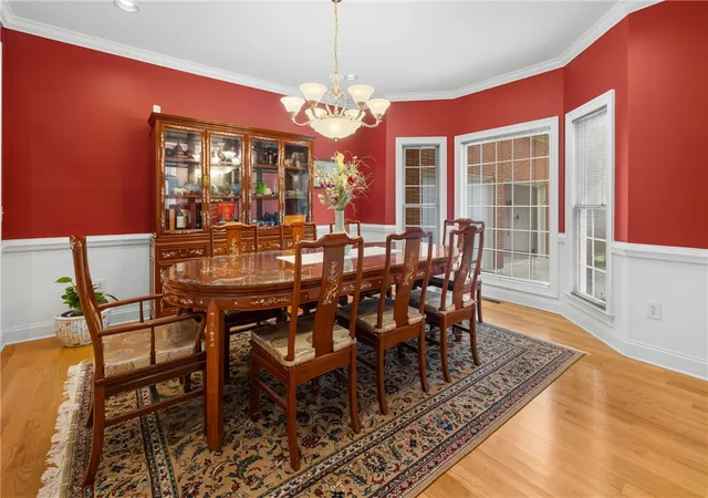Photo 3 of Single family home for sale at 202 Knollwood Dr, Clemson, SC 29631 | MLS# 20306546 | Listing updated on 2026-10-03