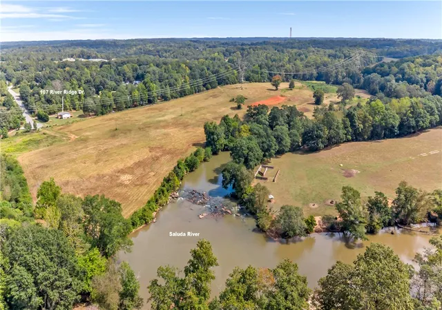 Photo 2 of Manufactured home for sale at 107 River Ridge Dr, Piedmont, SC 29673 | MLS# 20306931 | Listing updated on 2026-10-03