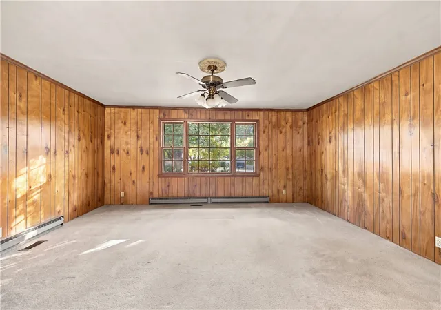 Photo 3 of Single family home for sale at 404 Forest Hills Dr, Williamston, SC 29697 | MLS# 20306920 | Listing updated on 2026-10-04