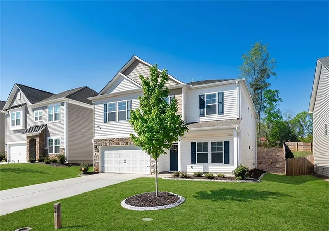 Photo 1 of Single family home for sale at 216 Carvel Trl, Seneca, SC 29678 | MLS# 20306904 | Listing updated on 2026-10-11