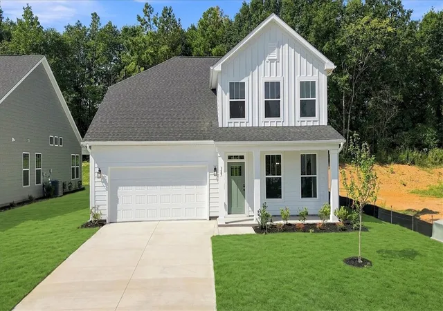 Photo 1 of Single family home for sale at 127 Beaverdam Crk Dr, Anderson, SC 29621 | MLS# 20306970 | Listing updated on 2026-10-05