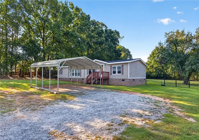 Photo 1 of Manufactured home for sale at 128 Meadow Hills Dr, Anderson, SC 29624 | MLS# 20306969 | Listing updated on 2026-10-05