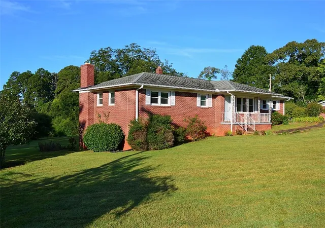 Photo 1 of Single family home for sale at 893 Old Walhalla Hwy, Seneca, SC 29672 | MLS# 20306858 | Listing updated on 2026-10-27