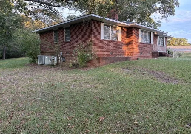Photo 3 of Single family home for sale at 600 W Broad St, Iva, SC 29655 | MLS# 20307004 | Listing updated on 2026-10-08