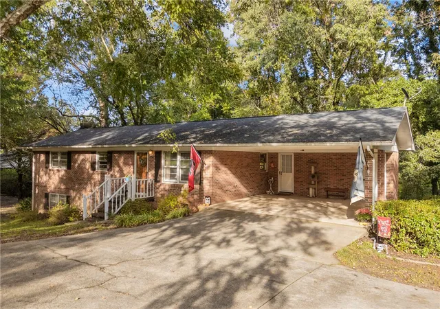 Photo 1 of Single family home for sale at 201 Torrington Rd, Walhalla, SC 29691 | MLS# 20306312 | Listing updated on 2026-10-07