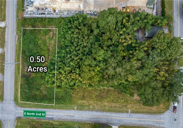 Photo 1 of Land for sale at 301 East N 2nd St, Seneca, SC 29678 | MLS# 20306905 | Listing updated on 2026-10-06