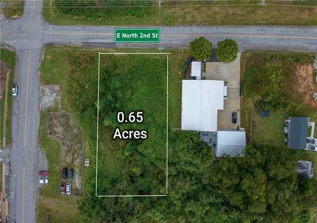 Photo 1 of Land for sale at 306 East N 2nd St, Seneca, SC 29678 | MLS# 20306833 | Listing updated on 2026-10-06