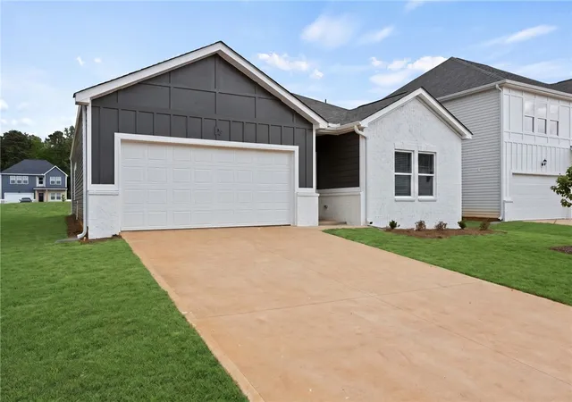 Photo 2 of Single family home for sale at (Undisclosed), Piedmont, SC 29673 | MLS# 20306712 | Listing updated on 2026-10-06