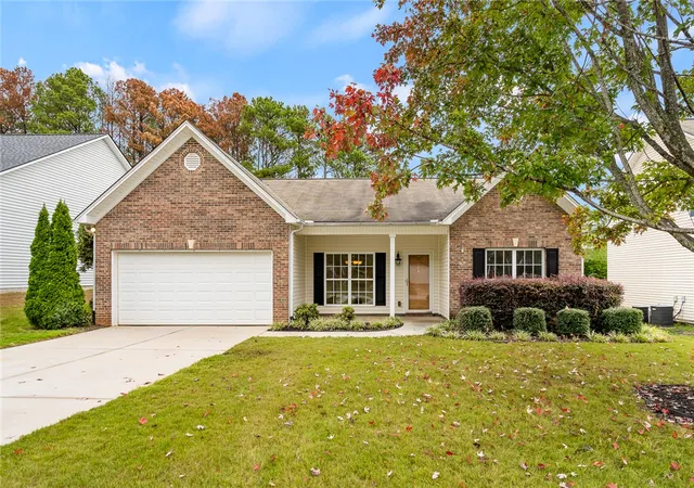 Photo 1 of Sale Pending at 104 Herd Park Ct, Anderson, SC 29621 | MLS# 20306974 | Listing updated on 2026-10-17