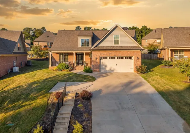 Photo 1 of Single family home for sale at 212 Roberts Meadow Loop, Spartanburg, SC 29307 | MLS# 20307093 | Listing updated on 2026-10-07