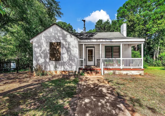 Photo 1 of Single family home for sale at 112 Marie St, Anderson, SC 29624 | MLS# 20307024 | Listing updated on 2026-10-12