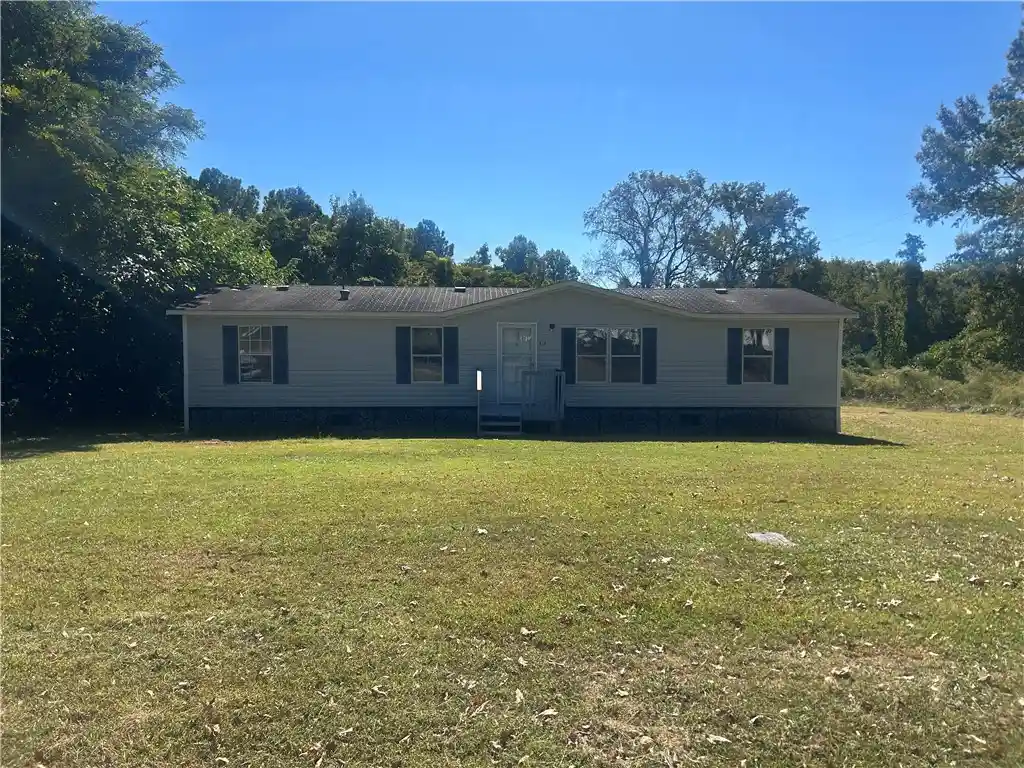 Photo 1 of Manufactured home for sale at 618 Sirrine St, Honea Path, SC 29654 | MLS# 20308615 | Listing updated on 2026-10-22