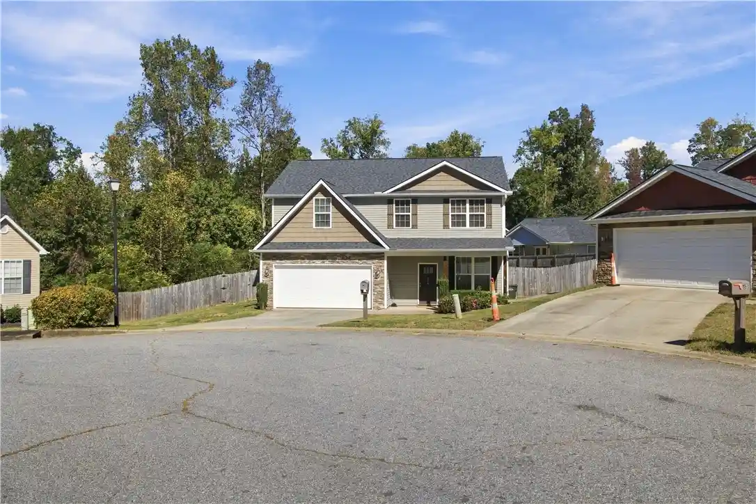 Single family home for sale at 120 Heatherbrooke Ct, Easley, SC 29640 | MLS# 20308608