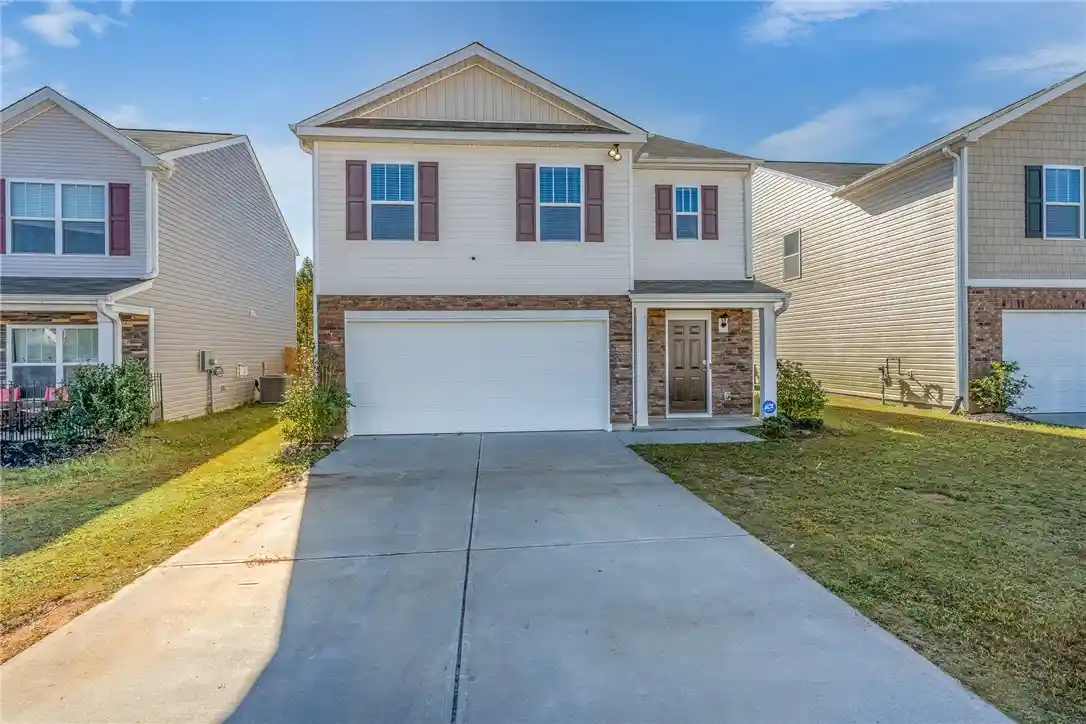 Photo 1 of Single family home for sale at 712 Ashwood Way, Easley, SC 29640 | MLS# 20308673 | Listing updated on 2026-10-26