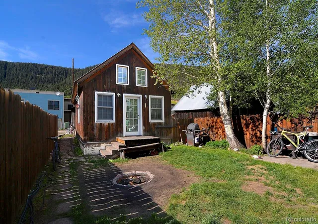 Photo 2 of Single family home for sale at 308 Whiterock Ave, Crested Butte, CO 81224 | MLS# 1918751 | Listing updated on 2026-06-13