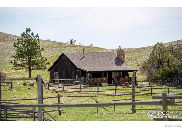 26th image of 950 Meadow Creek Rd, Livermore, CO 80536 | MLS# IR1015154