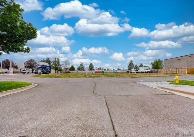 Homes for sale in Aurora, CO | 15950 E 6Th Ave, Aurora, CO 80011 | MLS# 2069538