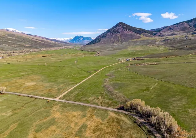 Photo 5 of House for sale at 623 County Road 813, Almont, CO 81210 | MLS# 1789820 | Listing updated on 2026-05-20