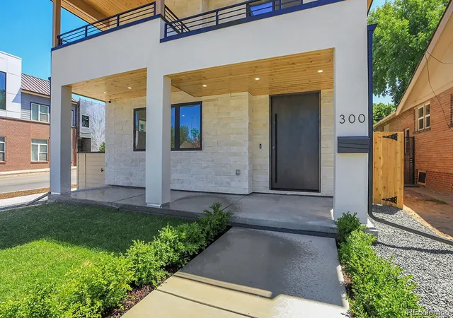 Photo 2 of Single family home for sale at 300 S Franklin St, Denver, CO 80209 | MLS# 2096461 | Listing updated on 2026-09-23