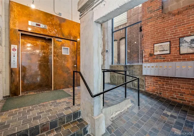 2nd image of 2000 Arapahoe St, Denver, CO 80205